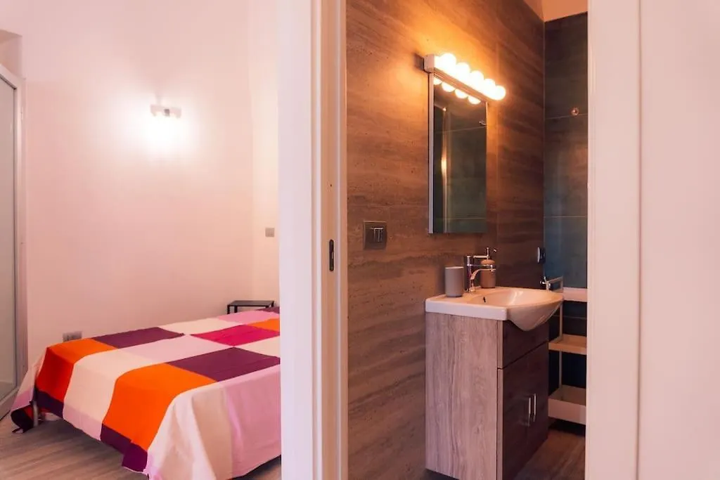 Santacroce Guest House Naples
