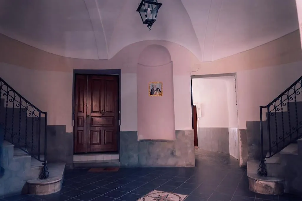 Apartment Santacroce Guest House Naples Italy